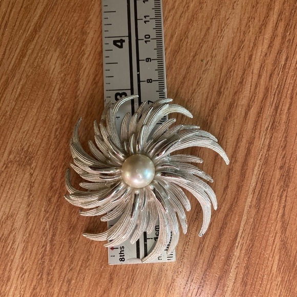 VTG Sarah Coventry Large Starburst Sunburst Brooch 1960’s-70’s Signed Estate - Picture 2 of 3
